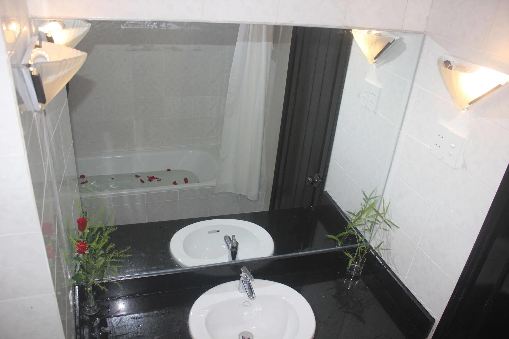Hai Yen Hotel Hoi An Bagian luar foto